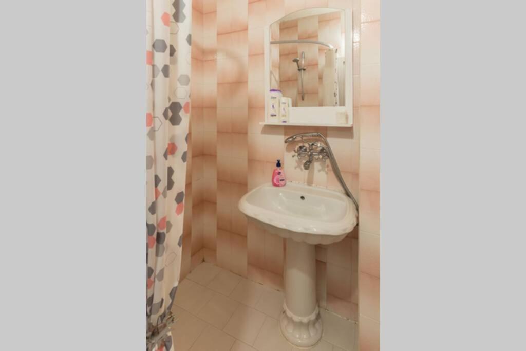 Kapriz - 2 Beds Aptmnt Near The Beach فارنا المظهر الخارجي الصورة